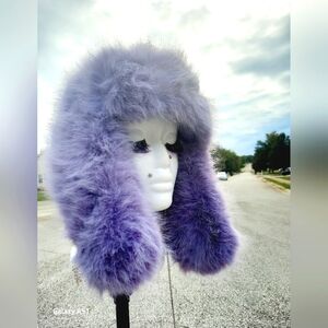 NEW!💜OMG this is sooo cute🔥 faux fur🤑 Lavender, Chic look for the 💜🎬🎥